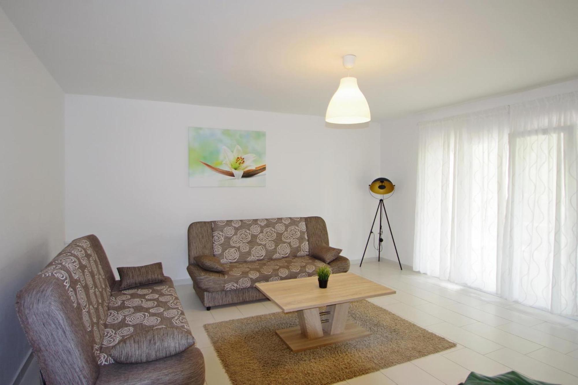 Apartments Nikolina Rakalj Екстериор снимка